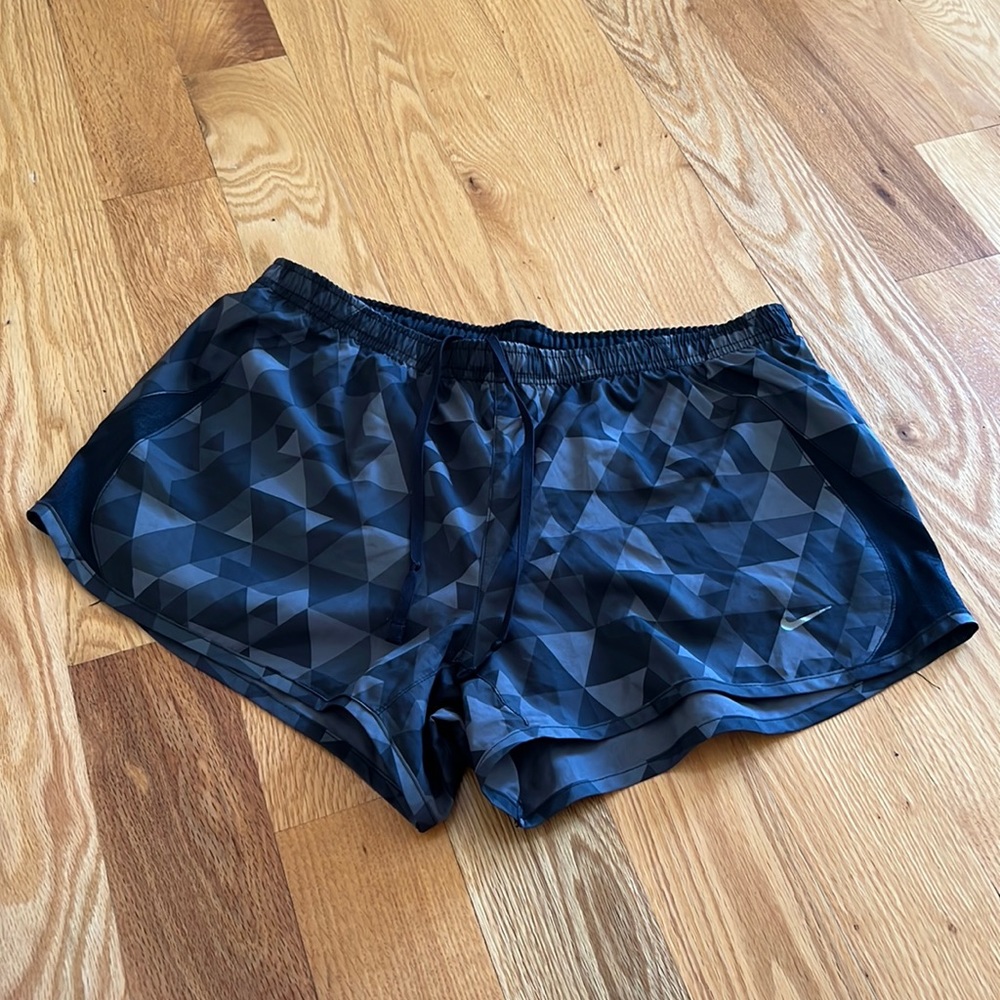 Nike black patterned running shorts